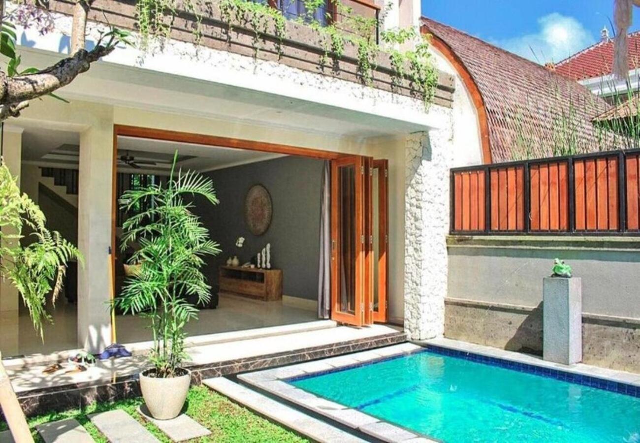 Kubu Gwk Villa ジンバラン エクステリア 写真