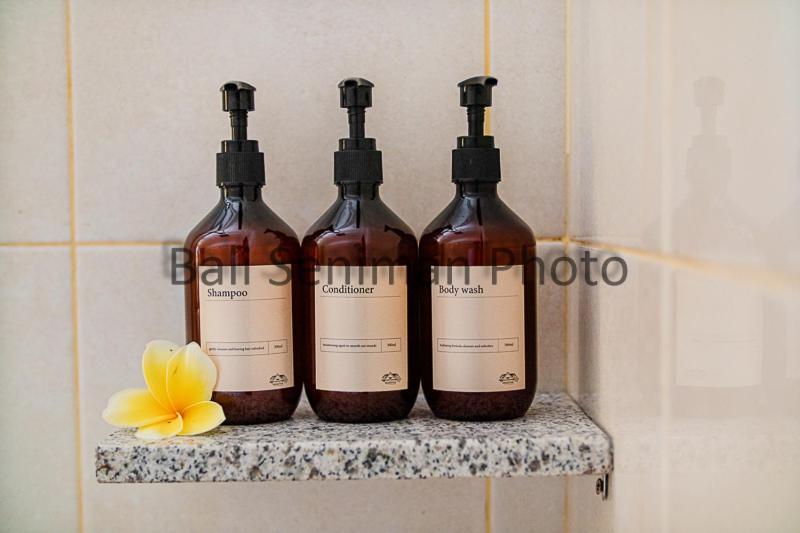 Kubu Gwk Villa ジンバラン エクステリア 写真